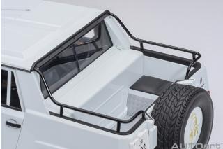 LAMBORGHINI LM002 (BIANCO POLO/WHITE) AUTOart 1:18 Composite