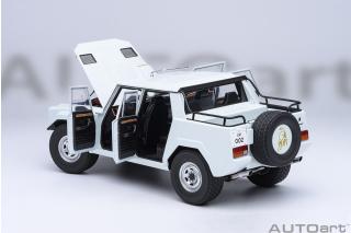 LAMBORGHINI LM002 (BIANCO POLO/WHITE) AUTOart 1:18 Composite