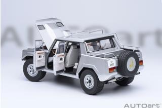 LAMBORGHINI LM002 (ARGENTO/METALLIC SILVER) AUTOart 1:18 Composite