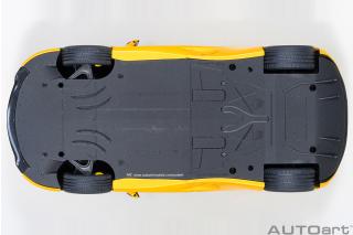 McLaren 720S (Volcano Yellow) (composite model/full openings) AUTOart 1:18