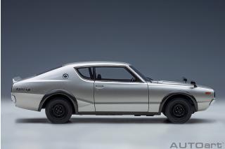 Nissan Skyline GT-R (KPGC110) Standard Version 1973 silver AutoArt 1:18