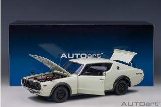 Nissan Skyline GT-R (KPGC110) Standard Version 1973 white AutoArt 1:18