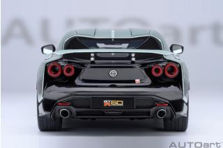 Nissan GT-R50 BY ITALDESIGN (metallic green/black) 2020 (composite model/two doors openings, total 4 opening) AUTOart 1:18 Composite