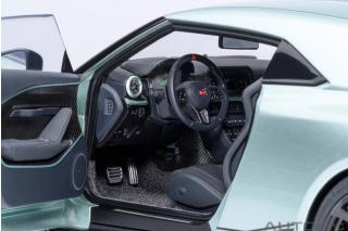 Nissan GT-R50 BY ITALDESIGN (metallic green/black) 2020 (composite model/two doors openings, total 4 opening) AUTOart 1:18 Composite