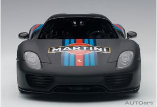 PORSCHE 918 SPYDER WEISSACH PACKAGE (BLACK/MARTINI LIVERY) 2013 (COMPOSITE MODEL/FULL OPENINGS) AUTOart 1:18