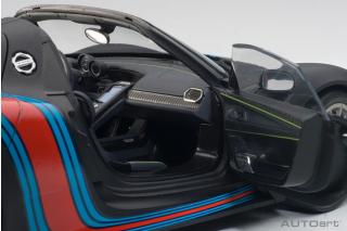 PORSCHE 918 SPYDER WEISSACH PACKAGE (BLACK/MARTINI LIVERY) 2013 (COMPOSITE MODEL/FULL OPENINGS) AUTOart 1:18