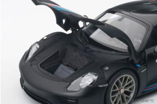 PORSCHE 918 SPYDER WEISSACH PACKAGE (BLACK/MARTINI LIVERY) 2013 (COMPOSITE MODEL/FULL OPENINGS) AUTOart 1:18