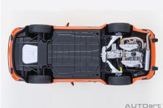 Porsche 911 (930) Turbo 3.0 continental orange - 4 Openings AUTOart 1:18 Composite