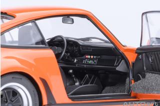 Porsche 911 (930) Turbo 3.0 continental orange - 4 Openings AUTOart 1:18 Composite