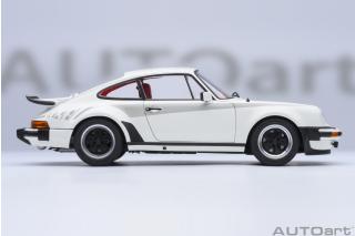 Porsche 911 (930) Turbo 3.0 grand prix white - 4 Openings AUTOart 1:18 Composite