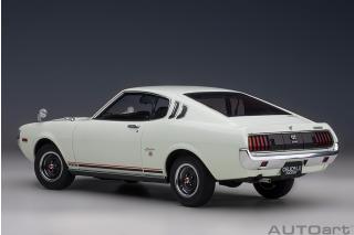 Toyota Celica Liftback 2000 GT (RA25) 1973 (white) (composite model/full openings)  AUTOart 1:18