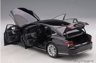 Lexus LS 500h 2018 (black/ black interior) (composite model/full openings) AUTOart 1:18