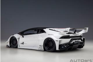 LIBERTY WALK LB SILHOUETTE WORKS HURACAN GT (WHITE)  AUTOart 1:18