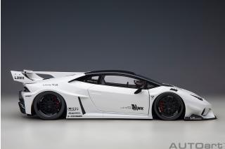 LIBERTY WALK LB SILHOUETTE WORKS HURACAN GT (WHITE)  AUTOart 1:18