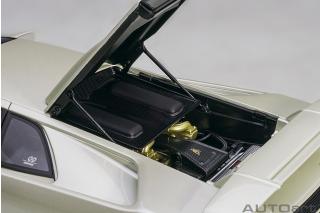 Lamborghini Diablo SE30 JOTA 1995 (metallic white) (composite model/full openings) AUTOart 1:18