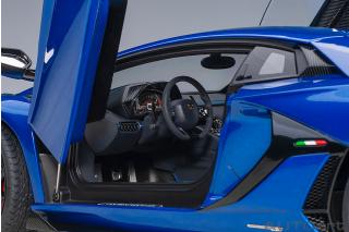 Lamborghini Aventador SVJ 2019 (blu Nethuns / metallic blue) (composite model/full openings) AUTOart 1:18