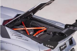 Wiederauflage: Liberty Walk LB-Works Lamborghini Aventador Limited Edition (matt metallic silver) (composite model/2 door openings) AUTOart 1:18 Composite