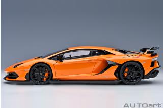 Lamborghini Aventador SVJ (ARANCIO ATLAS/PEARL ORANGE) (composite model/ full openings) AUTOart 1:18