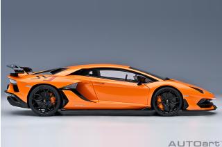 Lamborghini Aventador SVJ (ARANCIO ATLAS/PEARL ORANGE) (composite model/ full openings) AUTOart 1:18