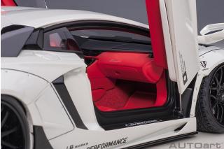 LIBERTY WALK LB WORKS LAMBORGHINI AVENTADOR LIMITED EDITION (METALLIC WHITE/CARBON BONNET) AUTOart 1:18