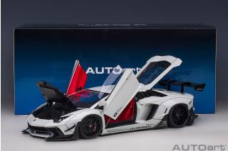 LIBERTY WALK LB WORKS LAMBORGHINI AVENTADOR LIMITED EDITION (METALLIC WHITE/CARBON BONNET) AUTOart 1:18