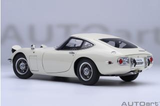 TOYOTA 2000GT 1967 (WHITE)  6 openings (4 standard openings + 2 auf beiden Seiten) AUTOart 1:18
