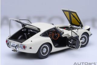 TOYOTA 2000GT 1967 (WHITE)  6 openings (4 standard openings + 2 auf beiden Seiten) AUTOart 1:18