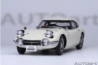 TOYOTA 2000GT 1967 (WHITE)  6 openings (4 standard openings + 2 auf beiden Seiten) AUTOart 1:18