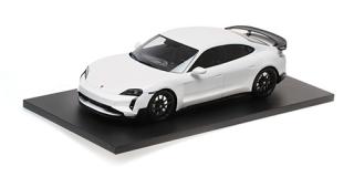 PORSCHE TAYCAN TURBO GT - 2024 - WHITE Minichamps 1:18 Metallmodell, Türen, Motorhaube... nicht zu öffnen