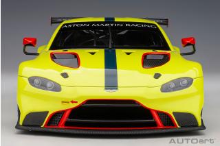 Aston Martin Vantage GTE Le Mans Pro 2018 Presentation Car green AutoArt 1:18