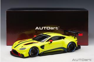 Aston Martin Vantage GTE Le Mans Pro 2018 Presentation Car green AutoArt 1:18