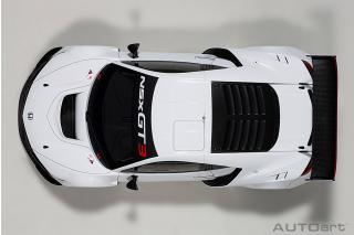 Honda NSX GT3 2018 white sealed body AutoArt 1:18