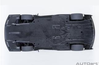 McLAREN SENNA GTR (silica white) 2019 (composite model) (2 opening)  AUTOart 1:18