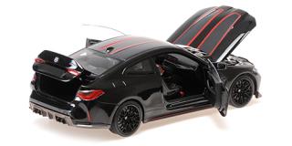 BMW M4 CSL – 2023 – BLACK Minichamps 1:18 Metallmodell mit zu öffnenden Türen und Haube(n)