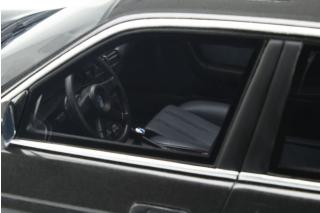 BMW M5 Hartge H5 V12 E34 OttO mobile 1:18 Resinemodell (Türen, Motorhaube... nicht zu öffnen!)