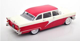 Gaz 13 Seagull, red/white 1959  Triple9 1:18 (Türen, Motorhaube... nicht zu öffnen!)