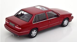 Volvo 960 1996 red metallic Triple9 1:18 (Türen, Motorhaube... nicht zu öffnen!)