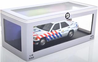 Mercedes 190 W201 1993 Dutch Police, white/orange/blue Triple9 1:18 (Türen, Motorhaube... nicht zu öffnen!)