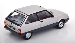 Citroen Axel, 1990 silver-grey with grey interior Triple9 1:18 (Türen, Motorhaube... nicht zu öffnen!)