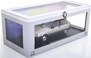 Citroen Axel, 1990 silver-grey with grey interior Triple9 1:18 (Türen, Motorhaube... nicht zu öffnen!)