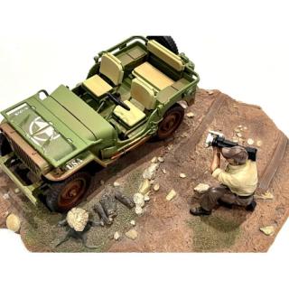 4x4 Mechanics - Figure #7 American Diorama 1:18 (Auto nicht enthalten!)