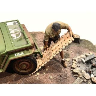 4x4 Mechanics - Figure #8 American Diorama 1:18 (Auto nicht enthalten!)