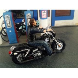 Biker - Bull Dog American Diorama 1:18 (Motorrad und Zubehör nicht enthalten!)