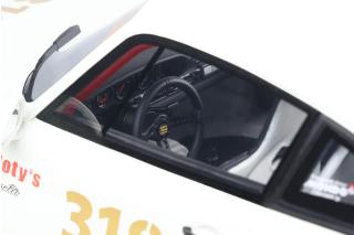 Porsche 911 RWB NATTY DREAD JUNIOR WHITE 2024 GT Spirit 1:18 Resinemodell (Türen, Motorhaube... nicht zu öffnen!)
