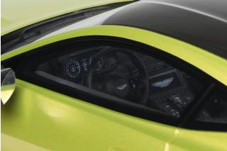 ASTON MARTIN VANTAGE COSMOPOLITAN YELLOW 2024 GT Spirit 1:18 Resinemodell (Türen, Motorhaube... nicht zu öffnen!)