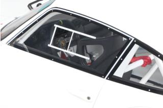 PORSCHE 911 [993] GT2 EVO WHITE 1995 GT Spirit 1:18 Resinemodell (Türen, Motorhaube... nicht zu öffnen!)