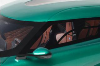 KOENIGSEGG GEMERA RACING GREEN 2024 GT Spirit 1:18 Resinemodell (Türen, Motorhaube... nicht zu öffnen!)