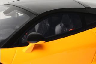 MCLAREN GTS ORANGE 2025 GT Spirit 1:18 Resinemodell (Türen, Motorhaube... nicht zu öffnen!)