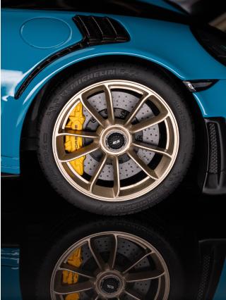PORSCHE 911 [991.2] GT2 RS MIAMI BLUE 2018 GT Spirit 1:12 Resinemodell (Türen, Motorhaube... nicht zu öffnen!)