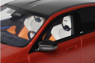BMW M5 PEABLE BEACH ORANGE 2025 GT Spirit 1:18 Resinemodell (Türen, Motorhaube... nicht zu öffnen!)